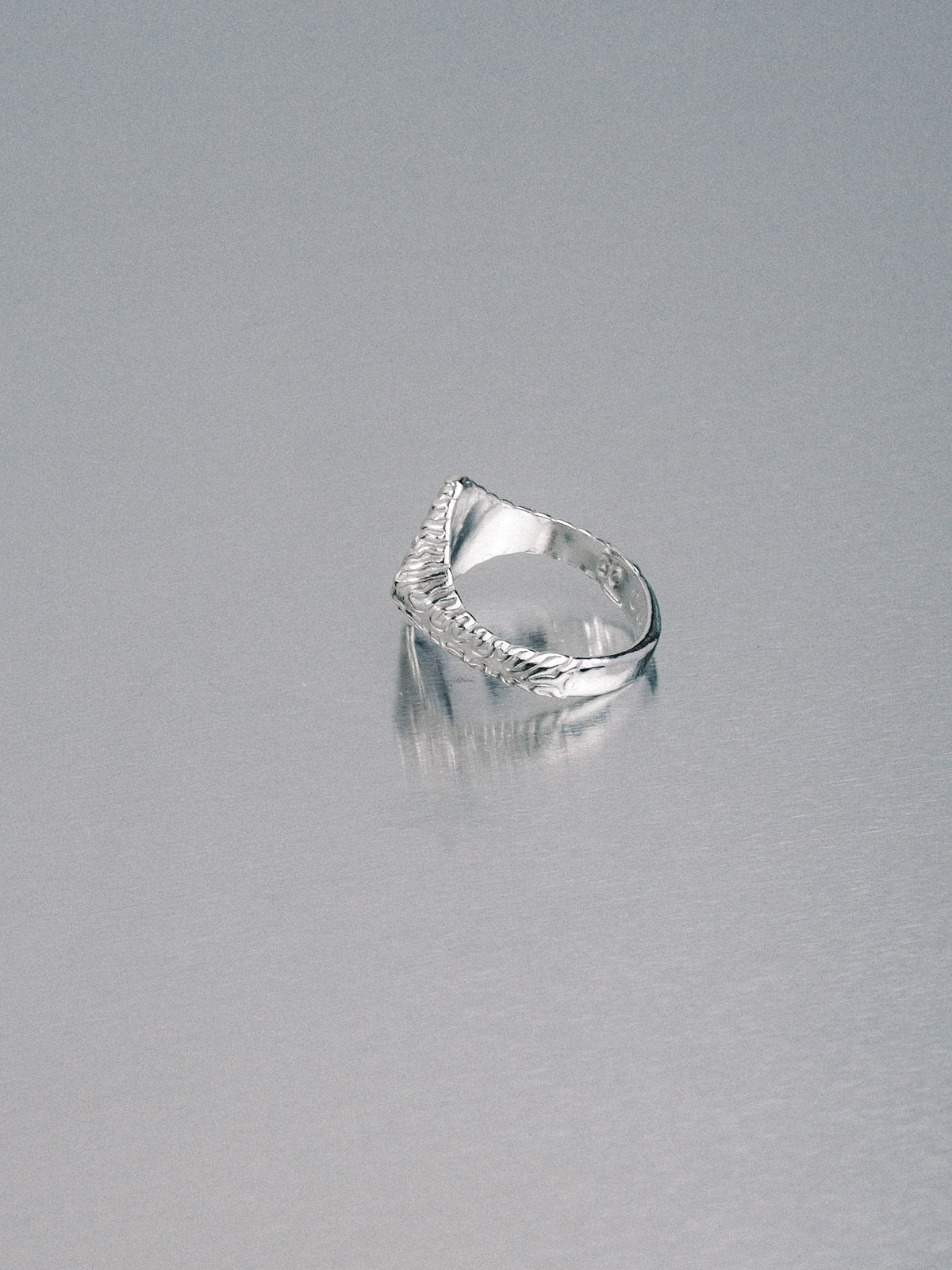 Biomorphic Diamond Signet, 925 silver