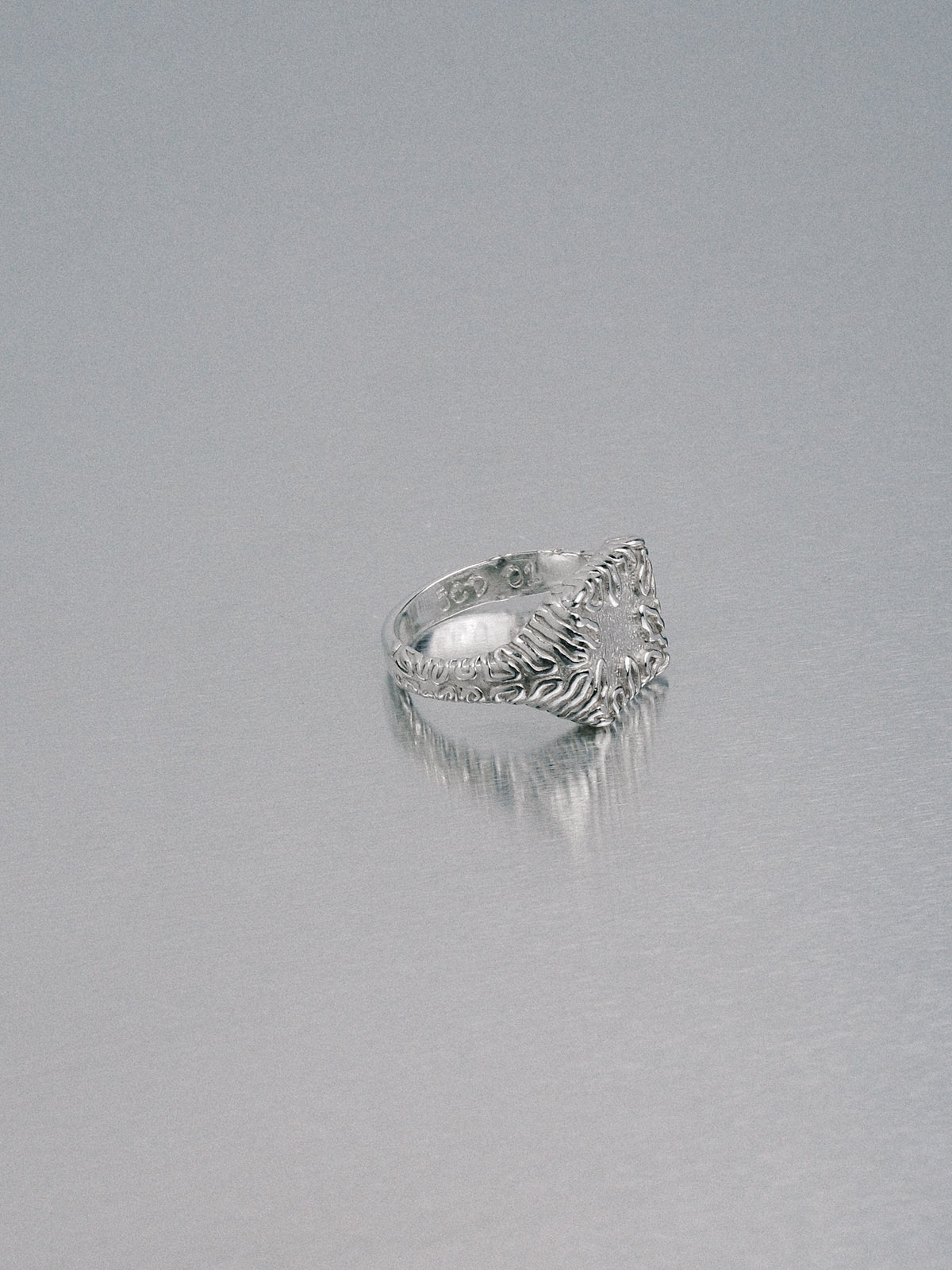 Biomorphic Square Signet, 925 silver