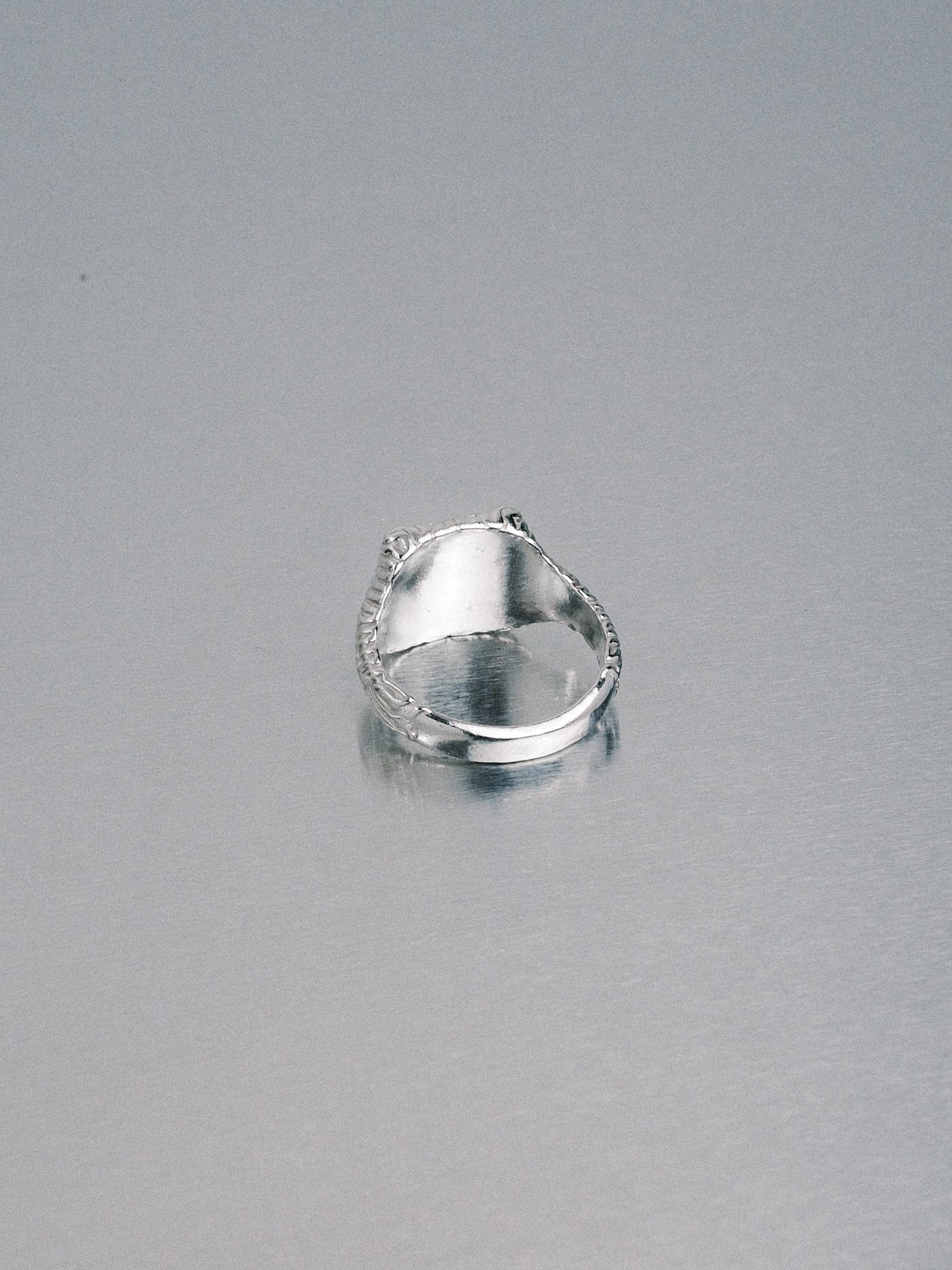 Biomorphic Square Signet, 925 silver