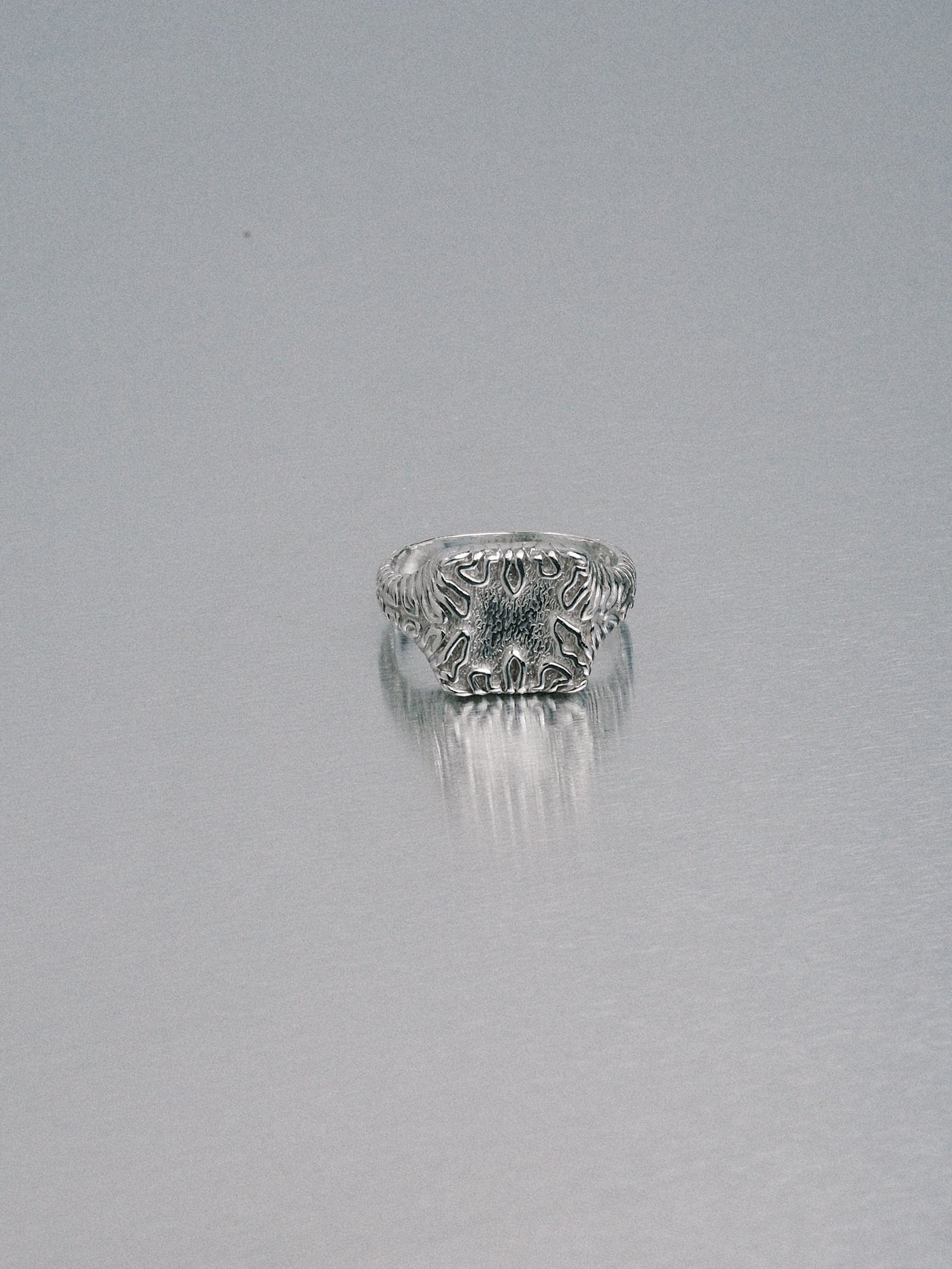 Biomorphic Square Signet, 925 silver