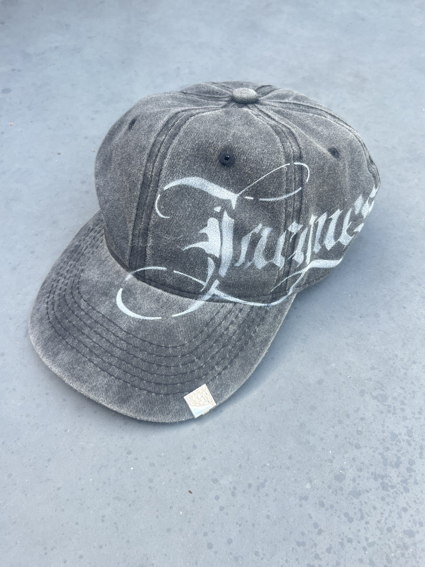 Nugget Hat Clip